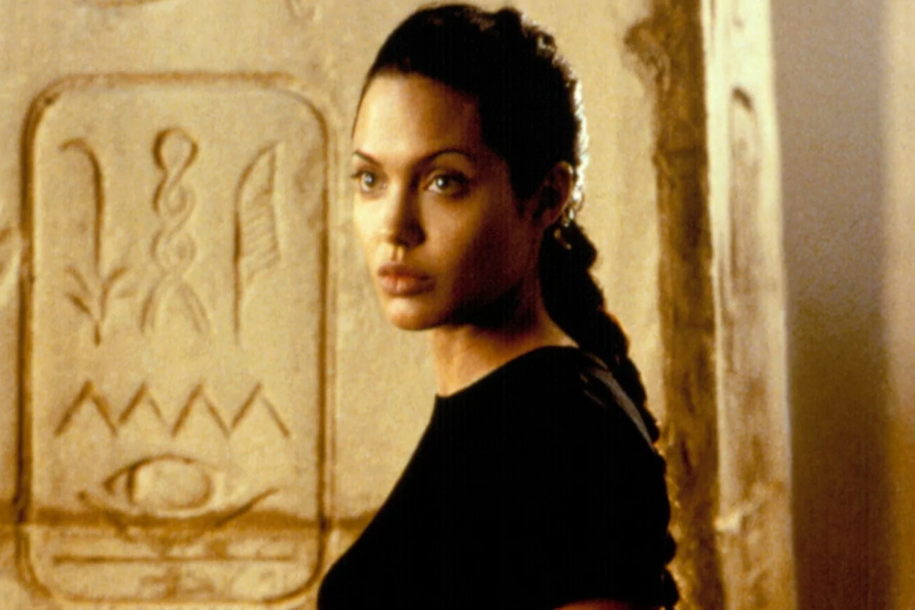 Była Angelina Jolie, teraz kolej na Sophie Turner. To ona zagra Larę Croft Była Angelina Jolie, teraz kolej na Sophie Turner. To ona zagra Larę Croft