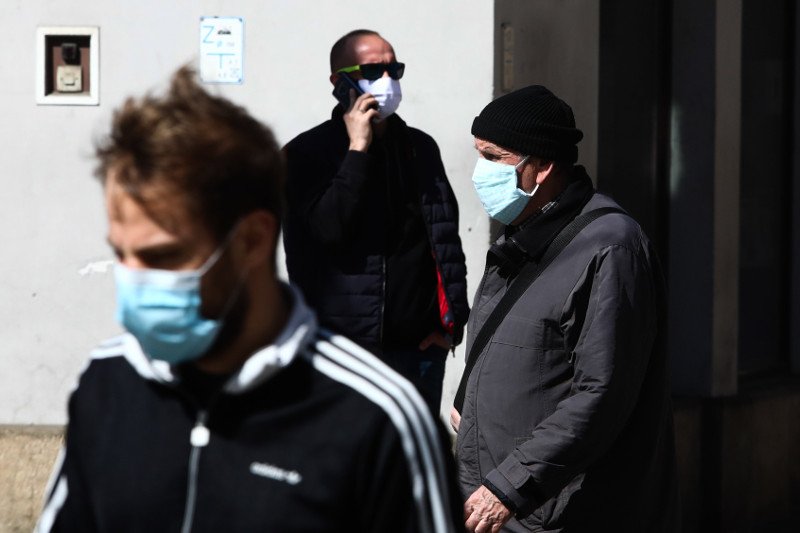 Grupa lekarzy z doświadczeniem w przedsiębiorczości i menedżerów służby zdrowia przedstawiła plan odmrożenia polskiej gospodarki w związku z pandemią COVID-19.