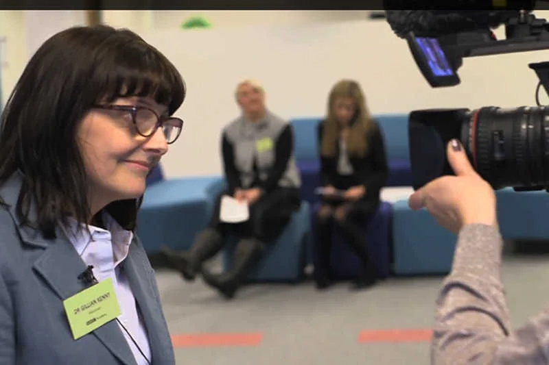 BBC prowadzi szkolenia medialne dla ekspertek, by zwiększyć ich obecność na antenie.