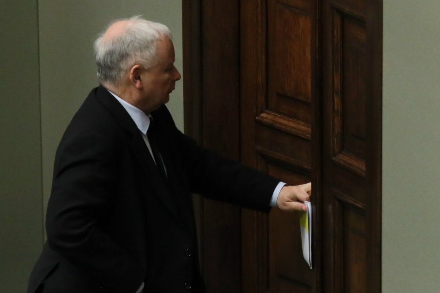 W środę 9 stycznia dojdzie do spotkania na szczycie w ramach Zjednoczonej Prawicy z udziałem Kaczyńskiego, Gowina i Ziobry.