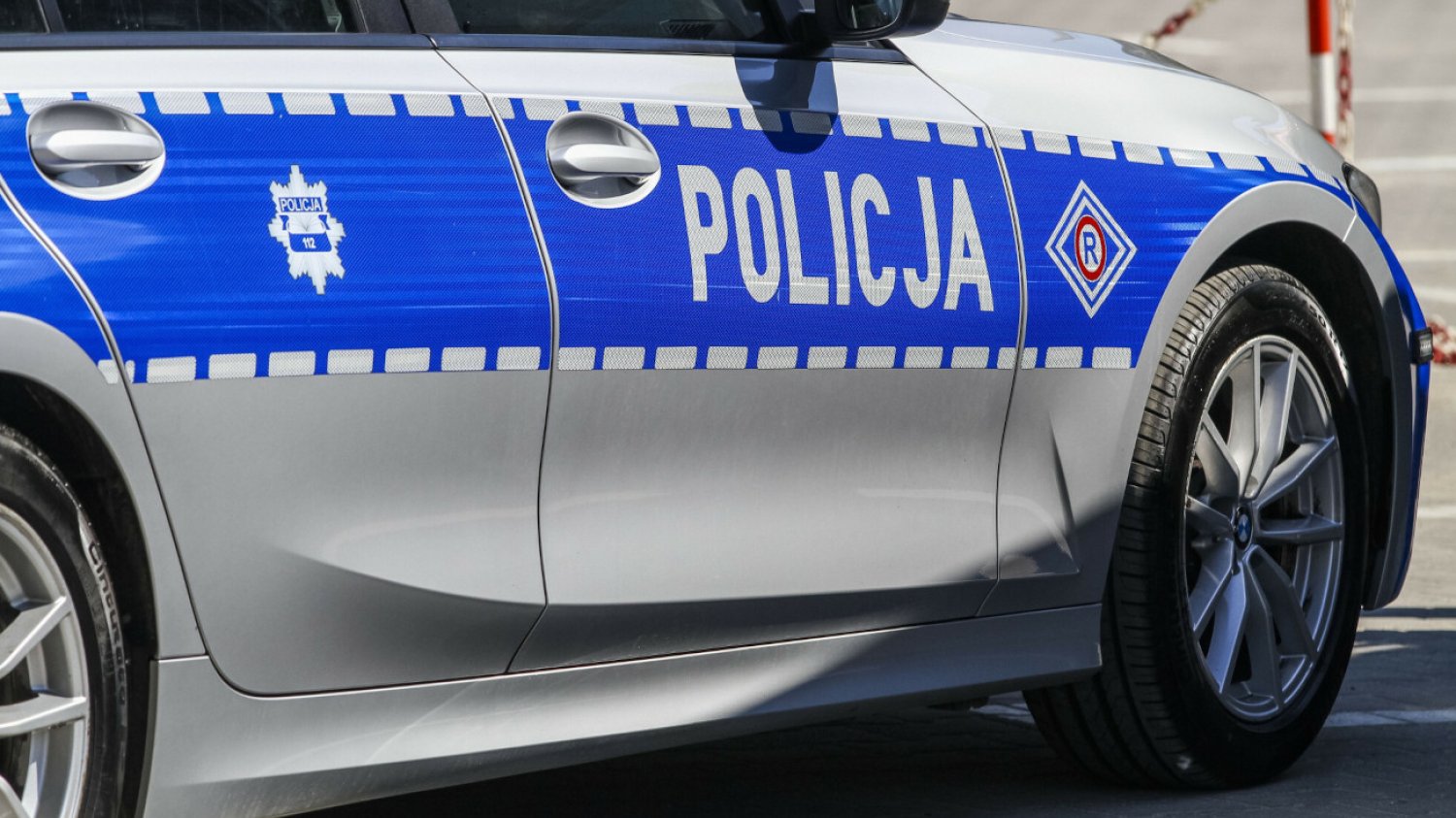 Auto wjechało do rzeki Bóbr niedaleko Krosna Odrzańskiego. Nie żyje małżeństwo.