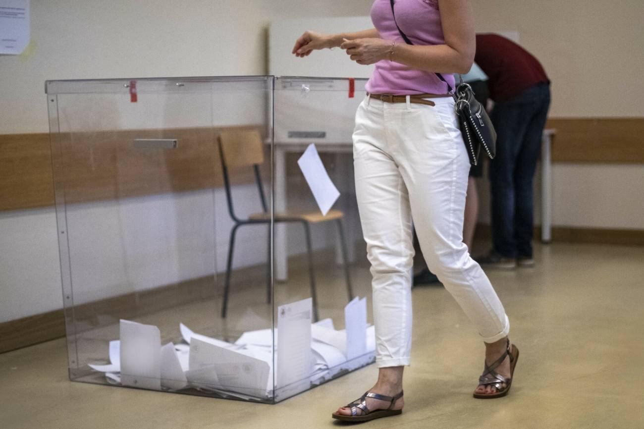 Sondaż: na kogo zagłosują kobiety, a na kogo mężczyźni?