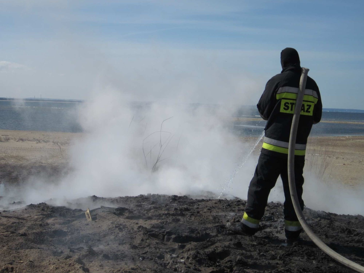 Wieża doszczętnie spłonęła.