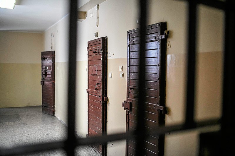 Prysznic raz w tygodniu to dla osadzonych jedynie dyskomfort, czy może jednak niehumanitarne warunki?