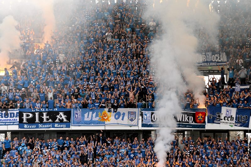 Wiara Lecha zrzeszała 900 członków