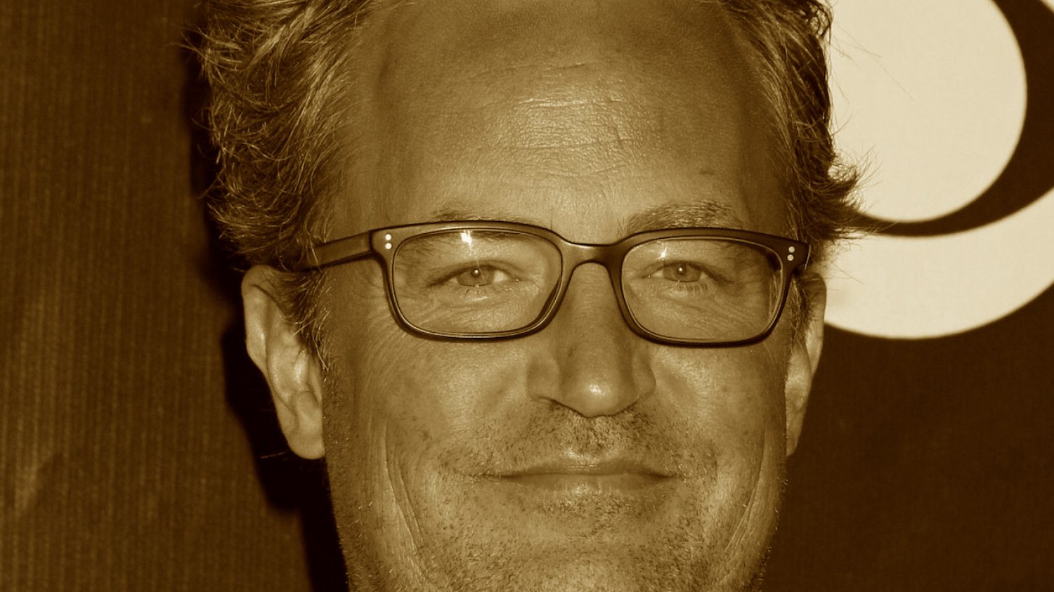 Matthew Perry nie żyje. Gwiazdor serialu "Przyjaciele" miał 54 lata. Matthew Perry nie żyje. Gwiazdor serialu "Przyjaciele" miał 54 lata.