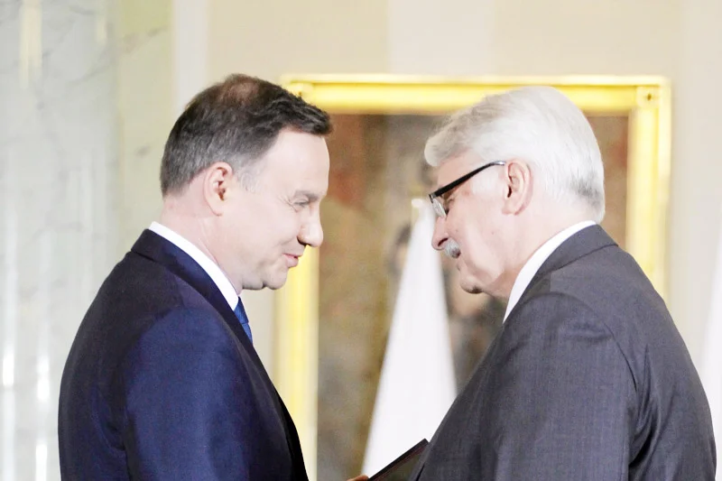 Po słowach szefa polskiej dyplomacji o braku spotkania Andrzeja Dudy z Barackiem Obamą drzwi Białego Domu mogą na długo być zamknięte dla Polaków.