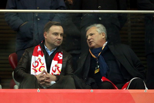 Prawicowi publicyści i internauci oburzeni. Andrzej Duda był pokazywany za mało w trakcie meczu Polska-Irlandia