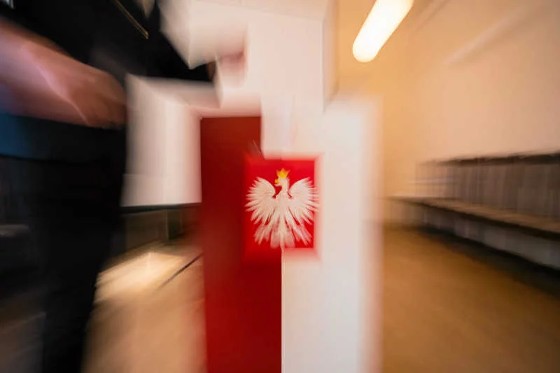 CBOS jest pod ogniem krytyki za rozbieżności w sondażach wyborczych.