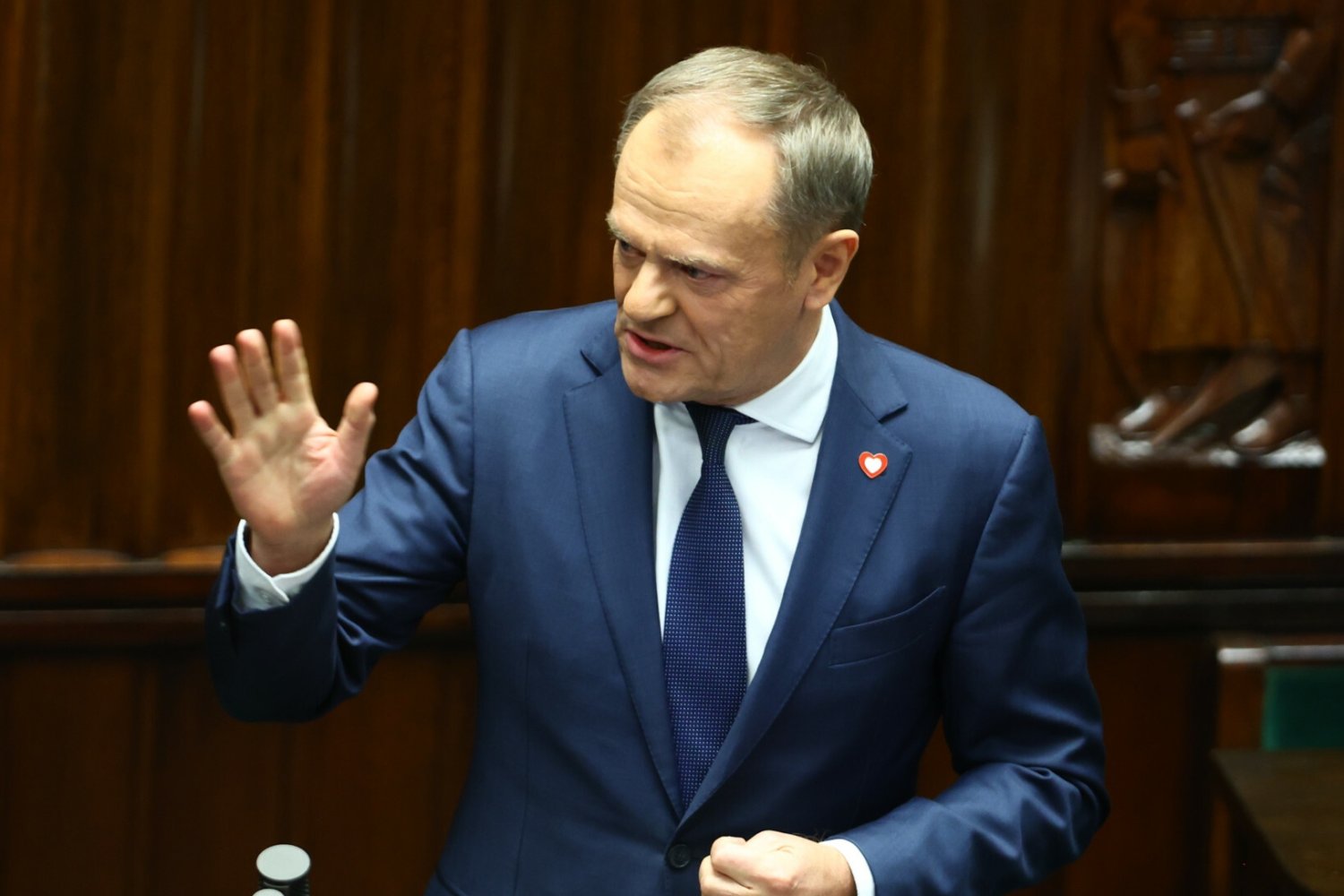 Tusk zwrócił do Kaczyńskiego. Wspomniał o propagandzie Kurskiego.