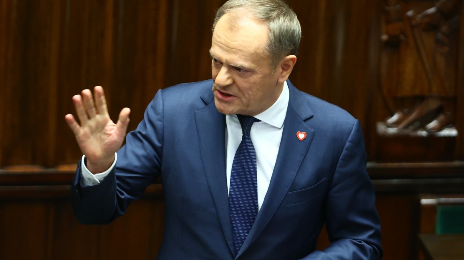 Tusk zwrócił do Kaczyńskiego. Wspomniał o propagandzie Kurskiego.