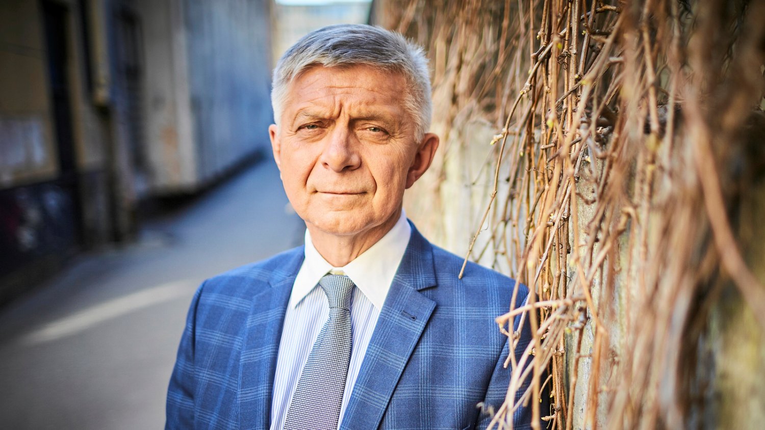 Były premier i były prezes NBP prof. Marek Belka w rozmowie z naTemat.pl wyjaśnia, co chce osiągnąć dzięki wywalczeniu mandatu w wyborach do PE.