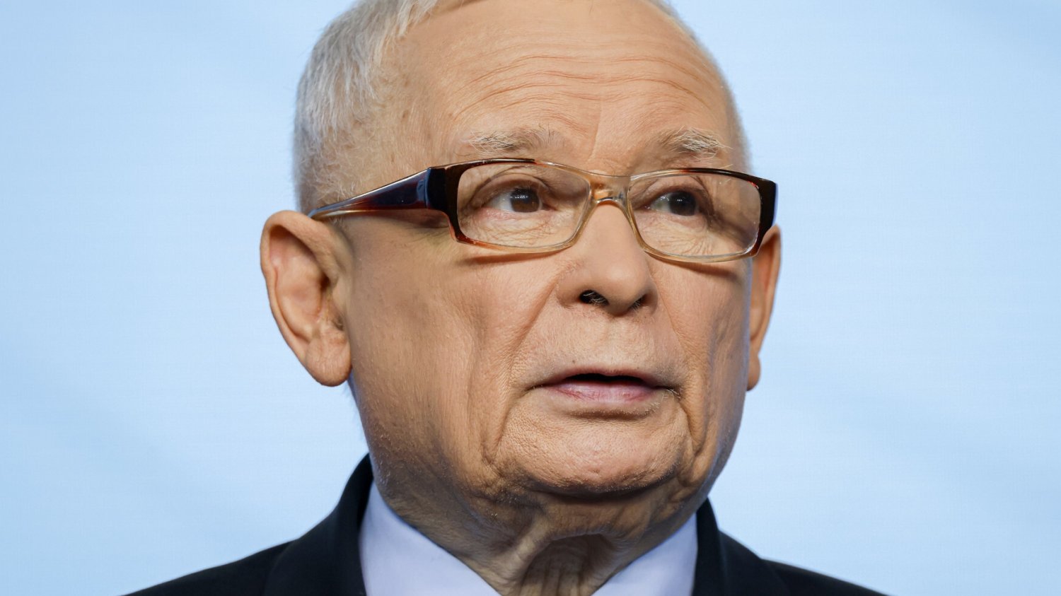 PiS traci poparcie w najnowszym sondażu. PiS traci poparcie w najnowszym badaniu.