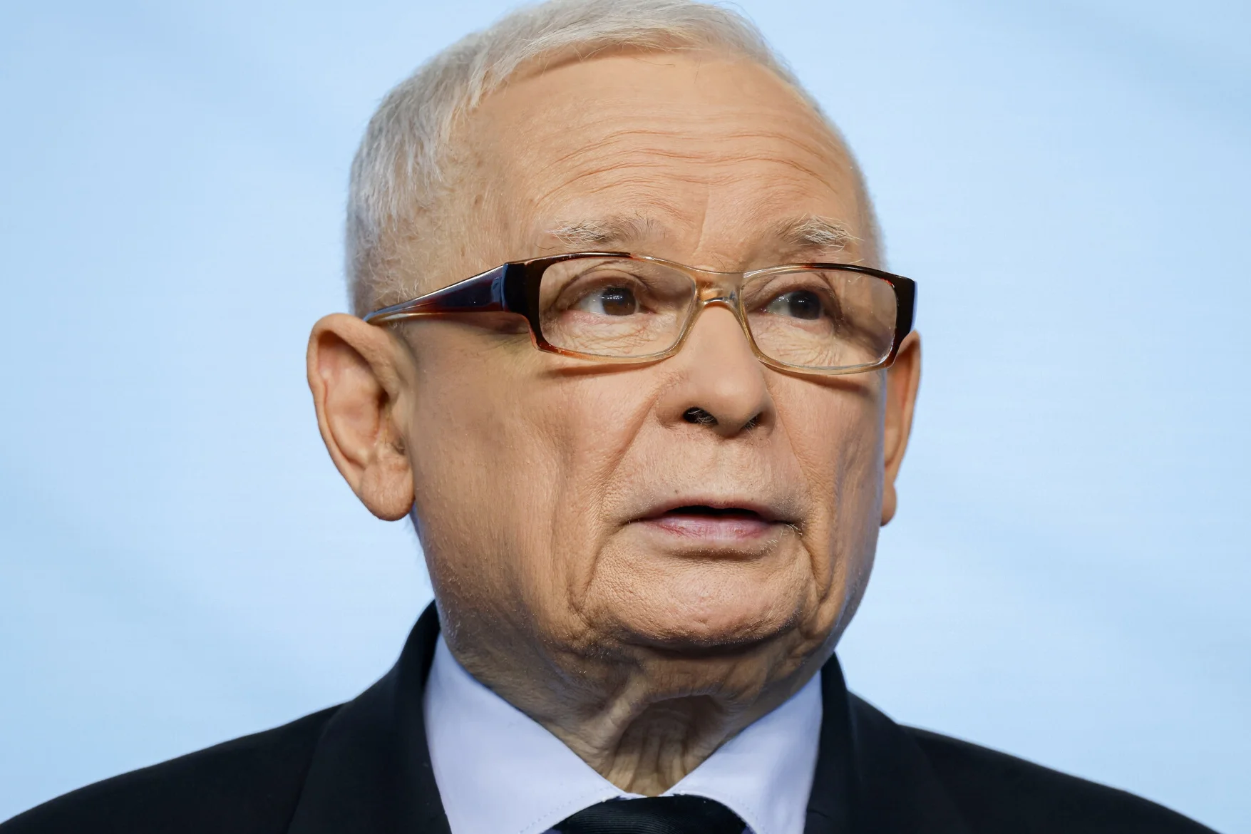 PiS traci poparcie w najnowszym badaniu.