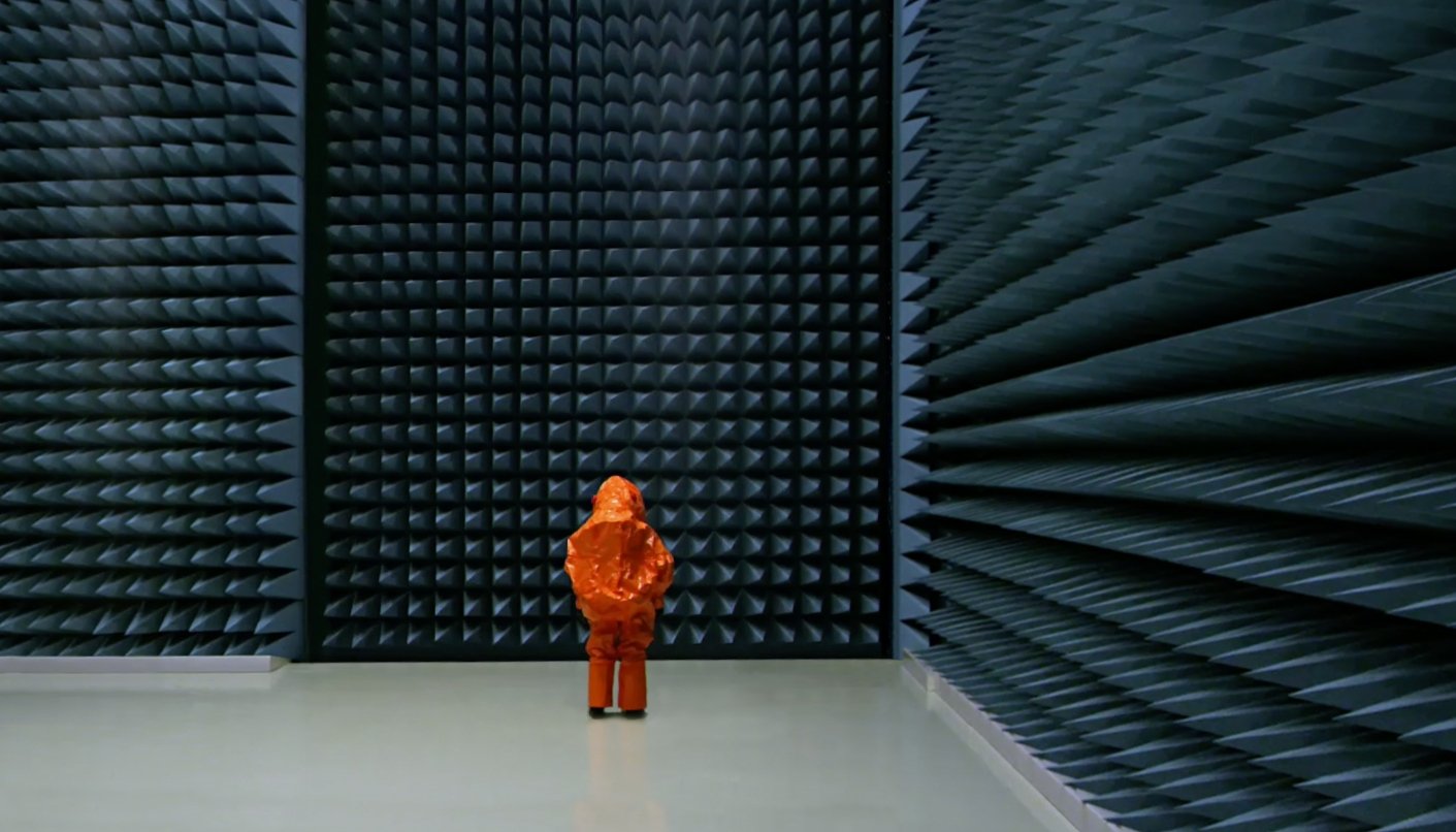 „Wizyta”: człowiek w obliczu UFO