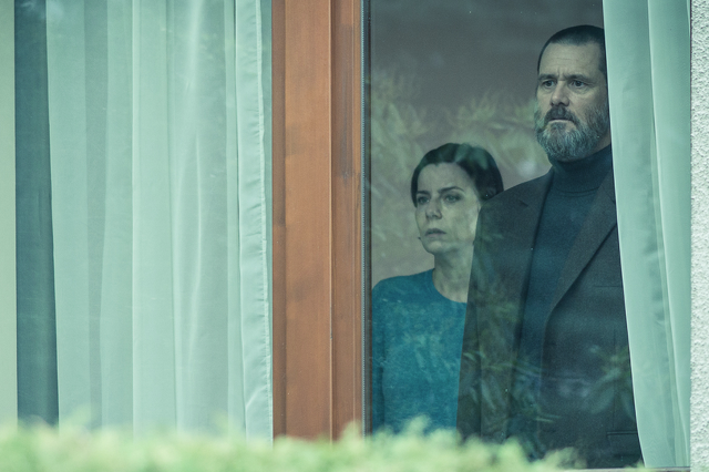 Agata Kulesza i Jim Carrey na planie "True Crimes"