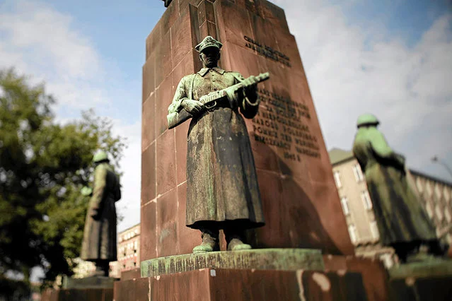Pomnik Czterech Śpiących nigdy nie wróci na warszawską Pragę.
