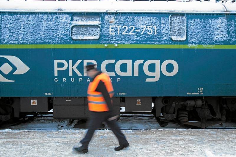 Wraca sprawa maszynisty-związkowca, który wedle władz spółki PKP Cargo miał zarabiać ponad 30 tys. zł miesięcznie.