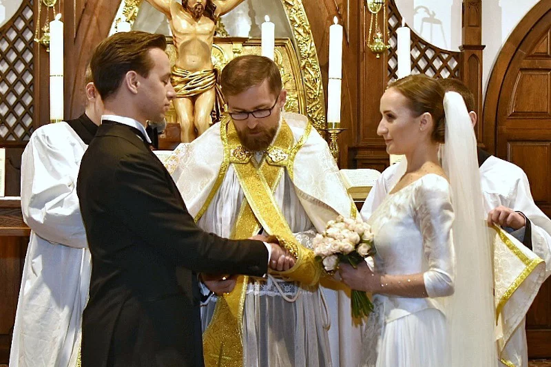 Krzysztof Bosak poinformował na Facebooku, że wziął ślub.