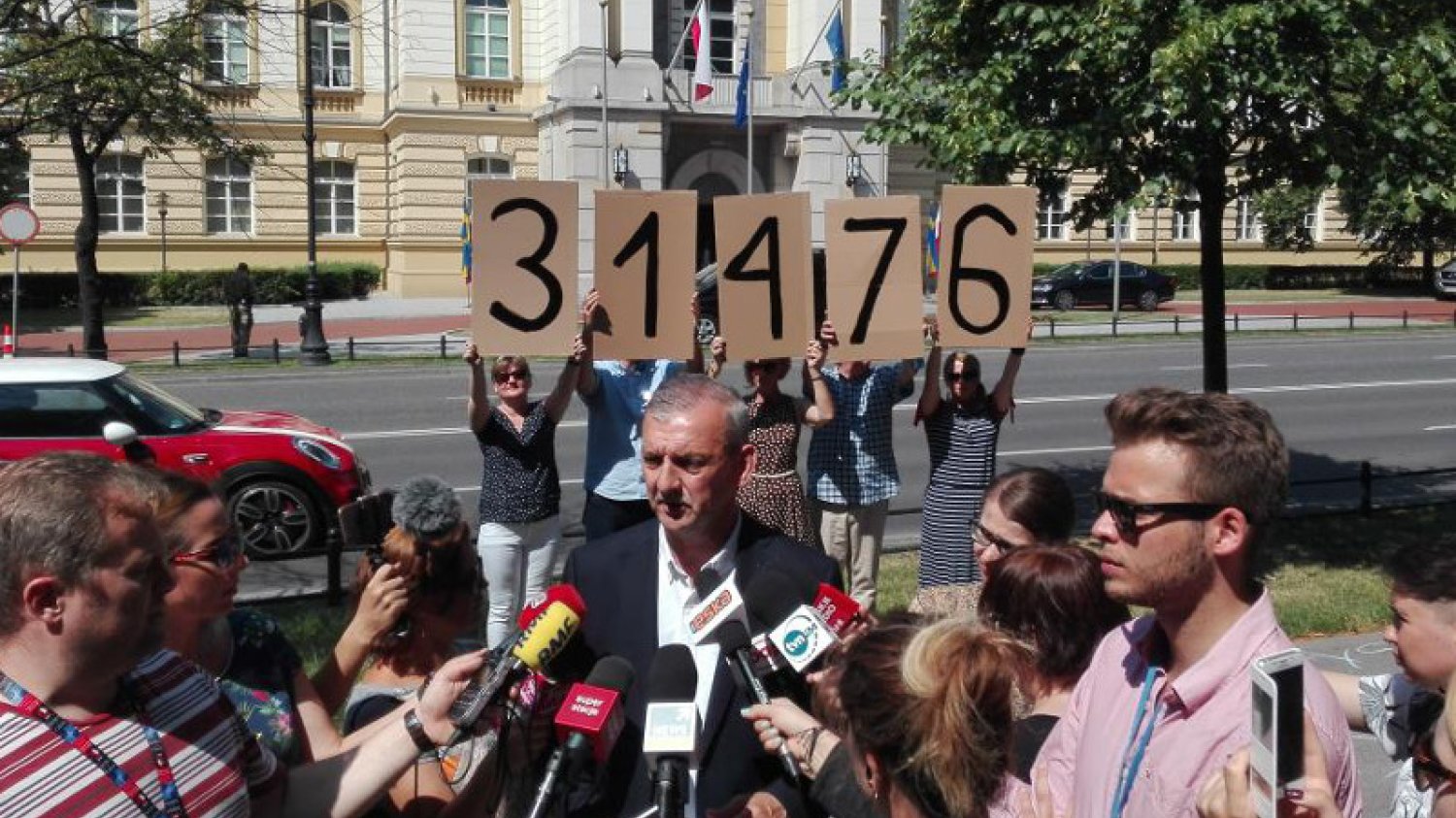 Nauczyciele zszokowani. Właśnie się okazało, ilu z nich straci pracę. Wyliczeń dokonał Związek Nauczycielstwa Polskiego na podstawie danych ze wszystkich województw.
