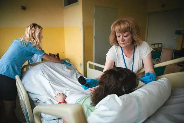34-letnia Svietlana z Mołdawii przed Polakami-gwałcicielami ratowała się skokiem z 4. piętra budynku, w którym ją więziono. Wreszcie w areszcie znaleźli się obaj sprawcy.