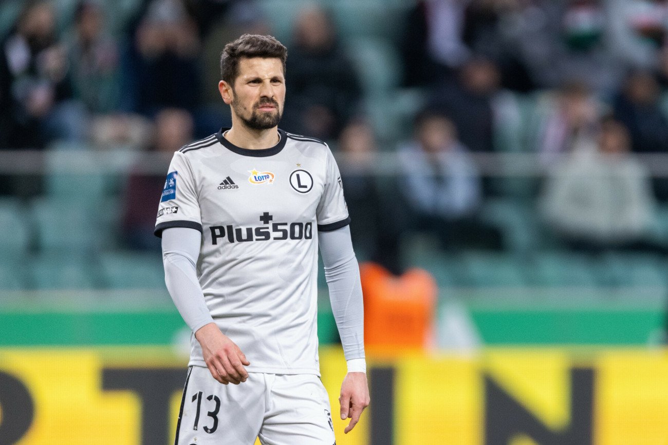 Paweł Wszołek jest jednym z tych piłkarzy Legii, którzy w ostatnich miesiącach dali więcej dobrego niż złego drużynie.