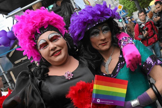 Sebastian Moryń przekonuje, że Warszawa powinna "zabronić wszelkiego rodzaju deprawacji"