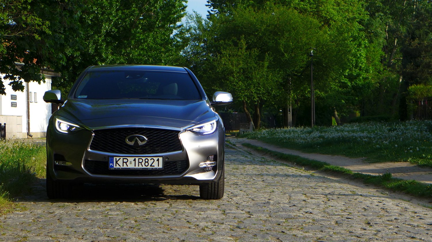 Infniti Q30S