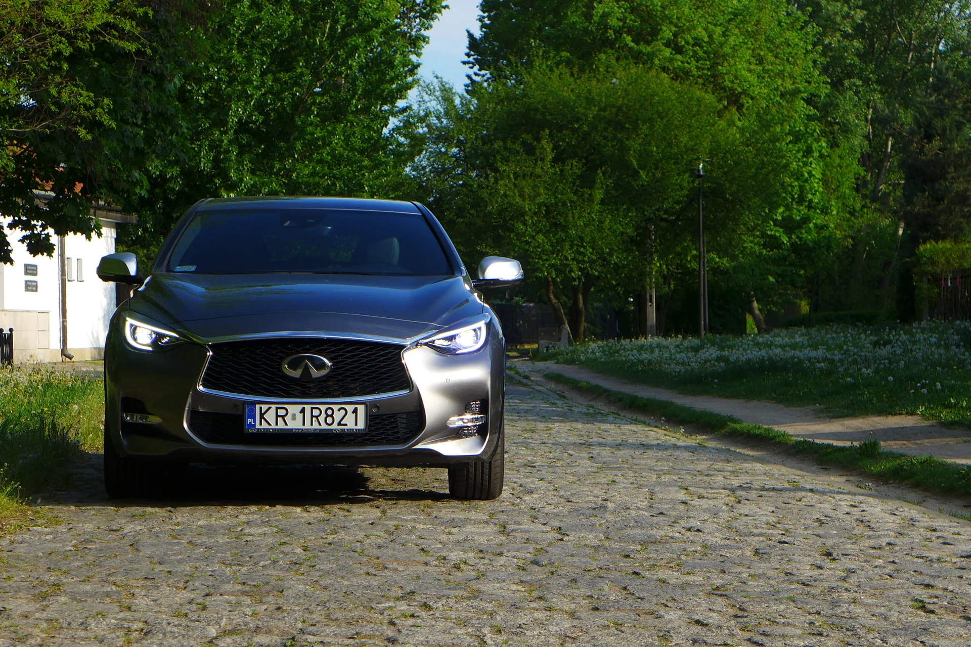 Infniti Q30S