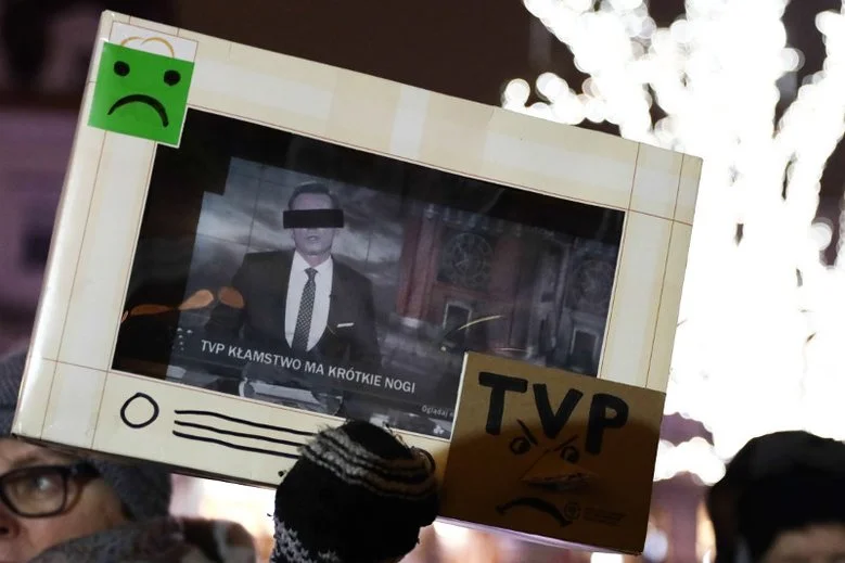 Krakow, Rynek Główny. Protest " Stop propagandzie w TVP " .