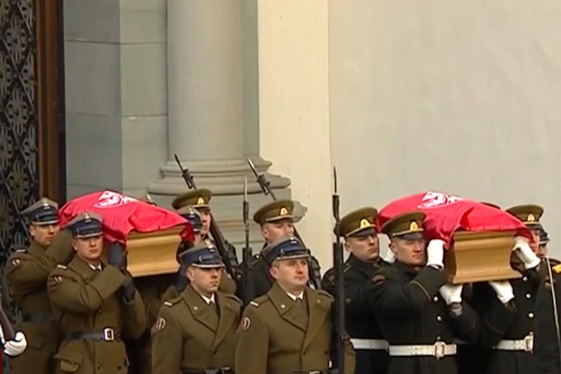 W Wilnie odbył się pogrzeb szczątków żołnierzy i dowódców powstania styczniowego.
