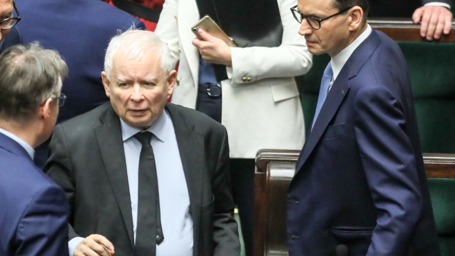 Jarosław Kaczyński wróci do rządu? Ma być wściekły na przebieg kampanii i spory wewnątrz partii Jarosław Kaczyński wróci do rządu? Ma być wściekły na przebieg kampanii i spory wewnątrz partii