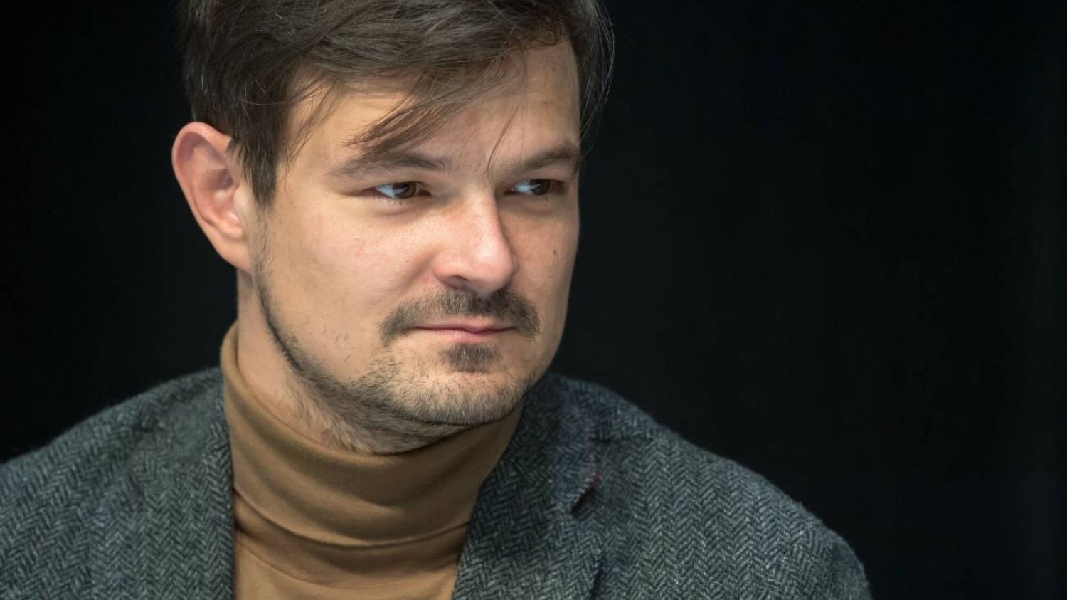 Dawid Ogrodnik uderzył w Marię Sadowską. Skrytykował "Dziewczyny z Dubaju"