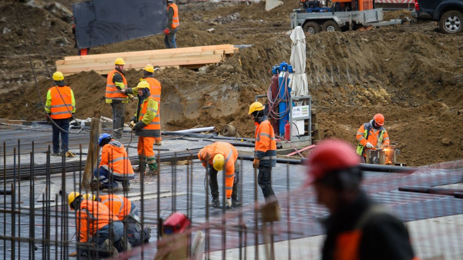 Na rynku pracy zaszły istotne zmiany. Te grupy mogą wyprzedzić Ukraińców. Zmiany na rynku pracy. Te grupy pracowników mogą wyprzedzić Ukraińców.