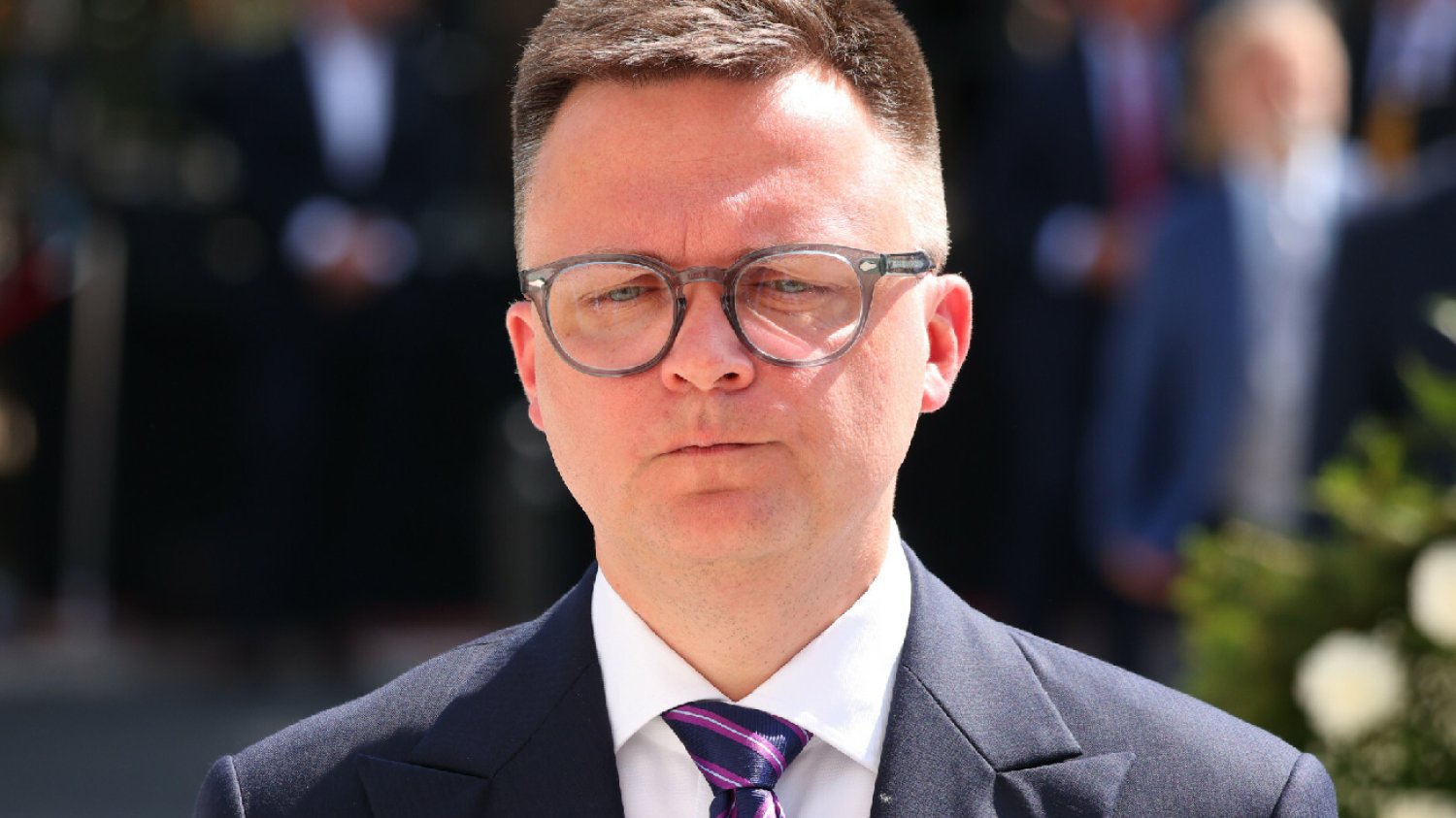 Sondaż. Polacy nie wierzą w sukces Szymona Hołowni.