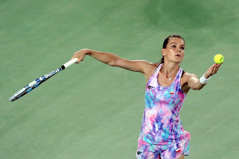 Agnieszka Radwańska niespodziewanie pokonała na turnieju w Miami liderkę rankingi WTA Rumunkę Simonę Halep.