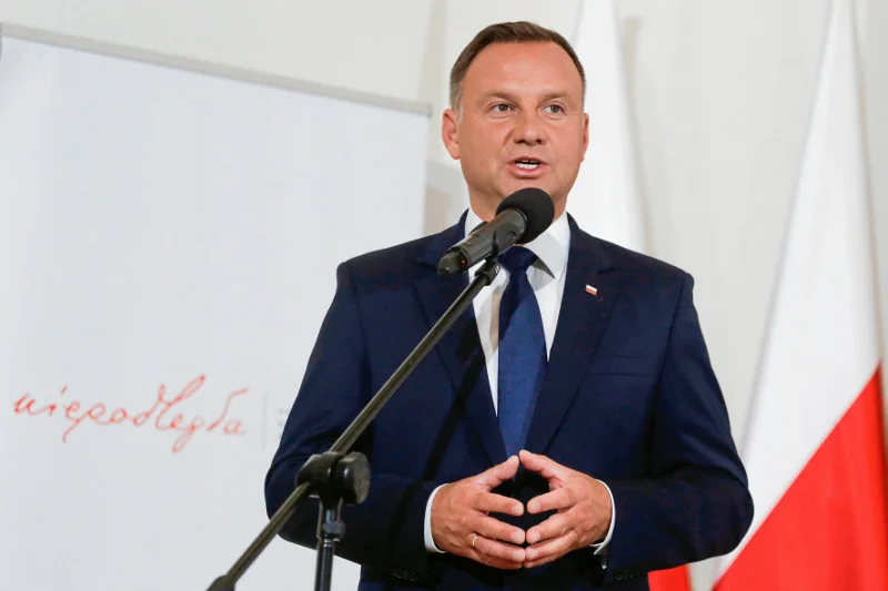 W Australii także nie mogło obyć się bez propagandy.