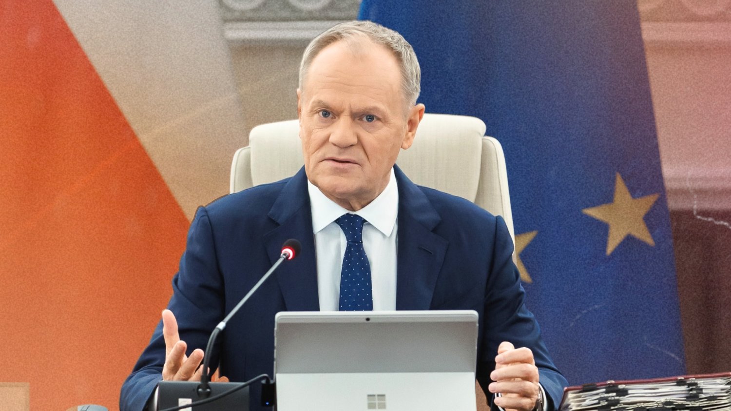 Donald Tusk podczas posiedzenia rządu