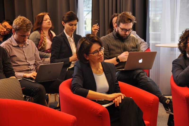 Projekt Ogólnopolskiej Sieci Edukacyjnej ma stać się cywilizacyjną zmianą dla polskich szkół. W jego urzeczywistnieniu wezmą udział także komercyjni operatorzy tacy jak Orange. Na zdjęciu minister cyfryzacji Anna Streżyńska