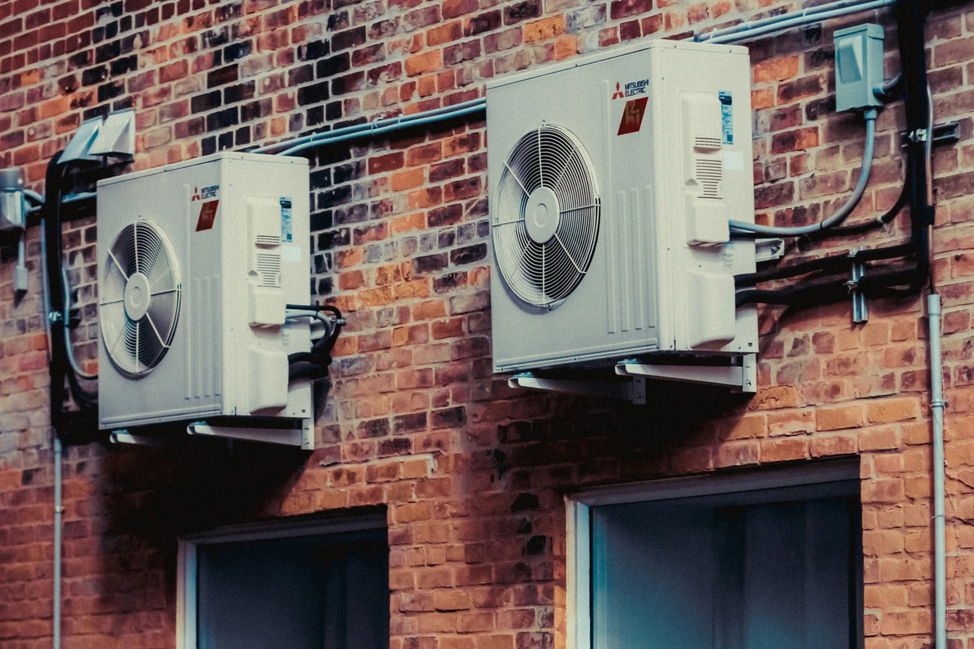 AI oraz klimatyzacja zwiększają popyt na energię