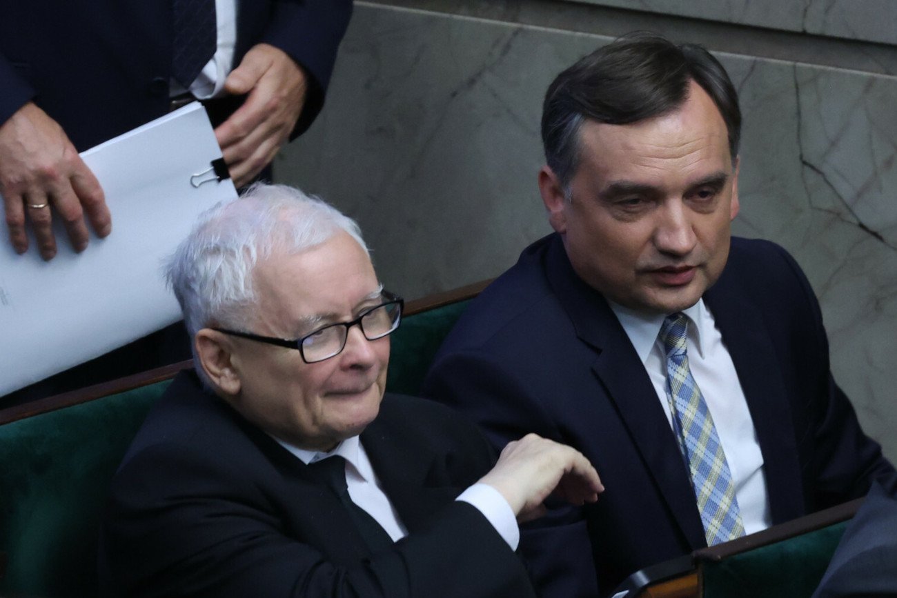 Kaczyński nie zarejestrował wszystkich list wyborczych. Powodem ma być kontrolowanie Ziobry