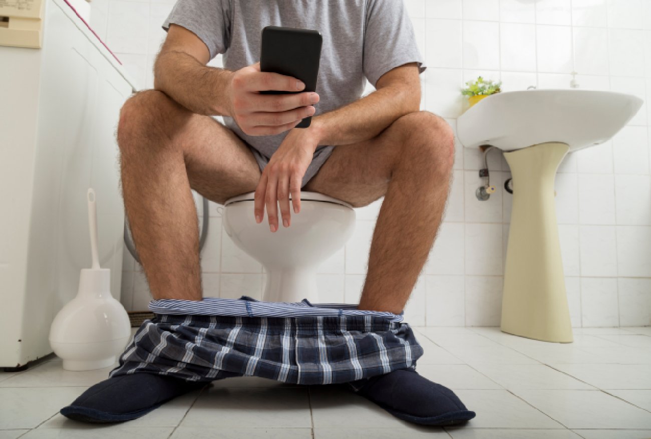 "Nie mów nikomu, ale masturbowałem się w biurze". Do tego nie przyznają się pracownicy.