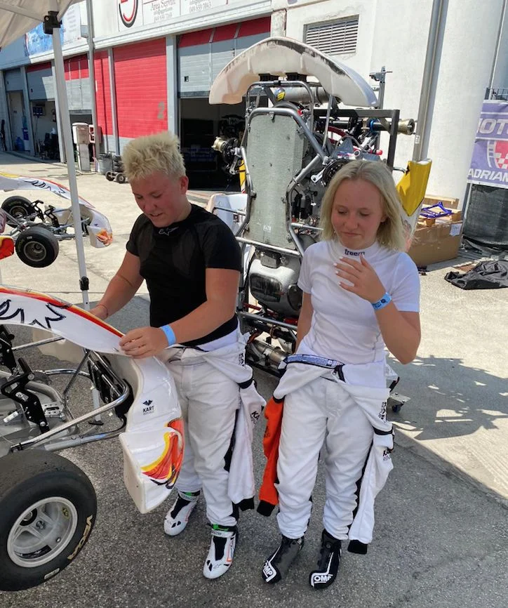 Matylda i Aleksander na zawodach IAME Series Italy.