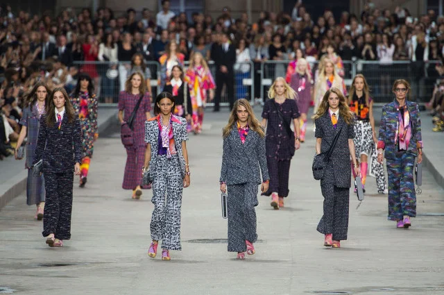 Fragment kolekcji ss 2015 Chanel.