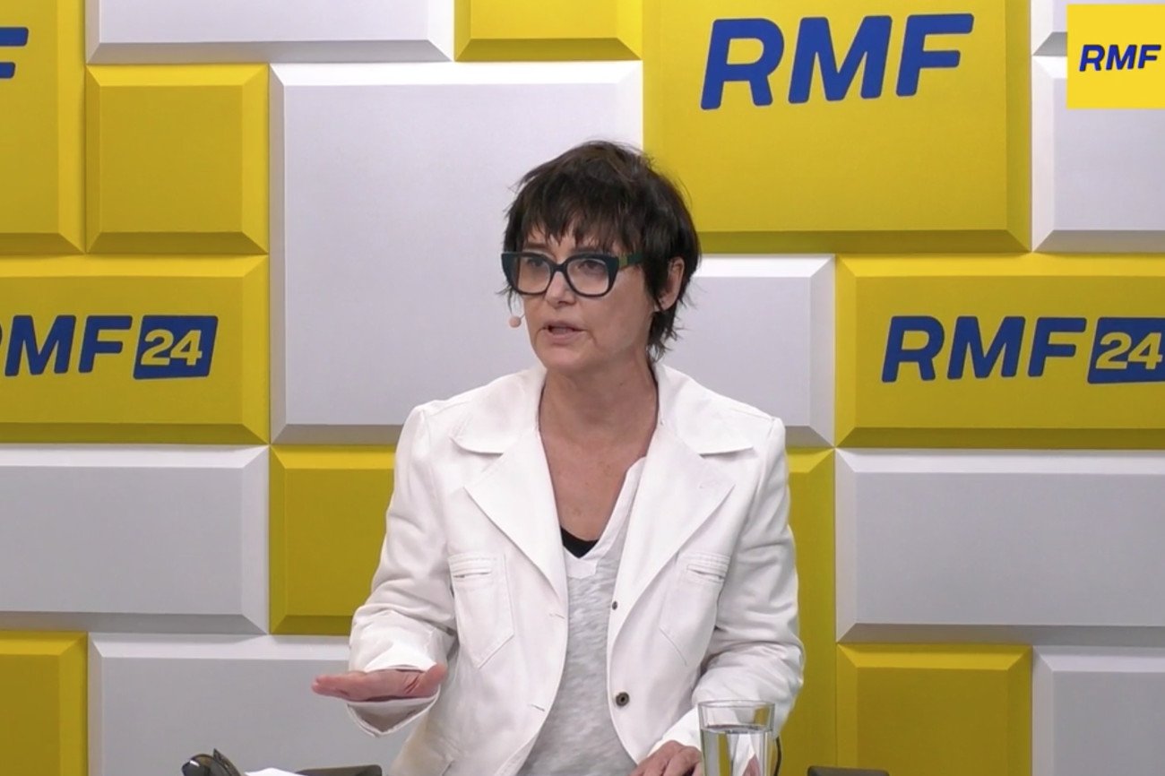 Kazimiera Szczuka prowadzącą polityczne rozmowy w RMF FM