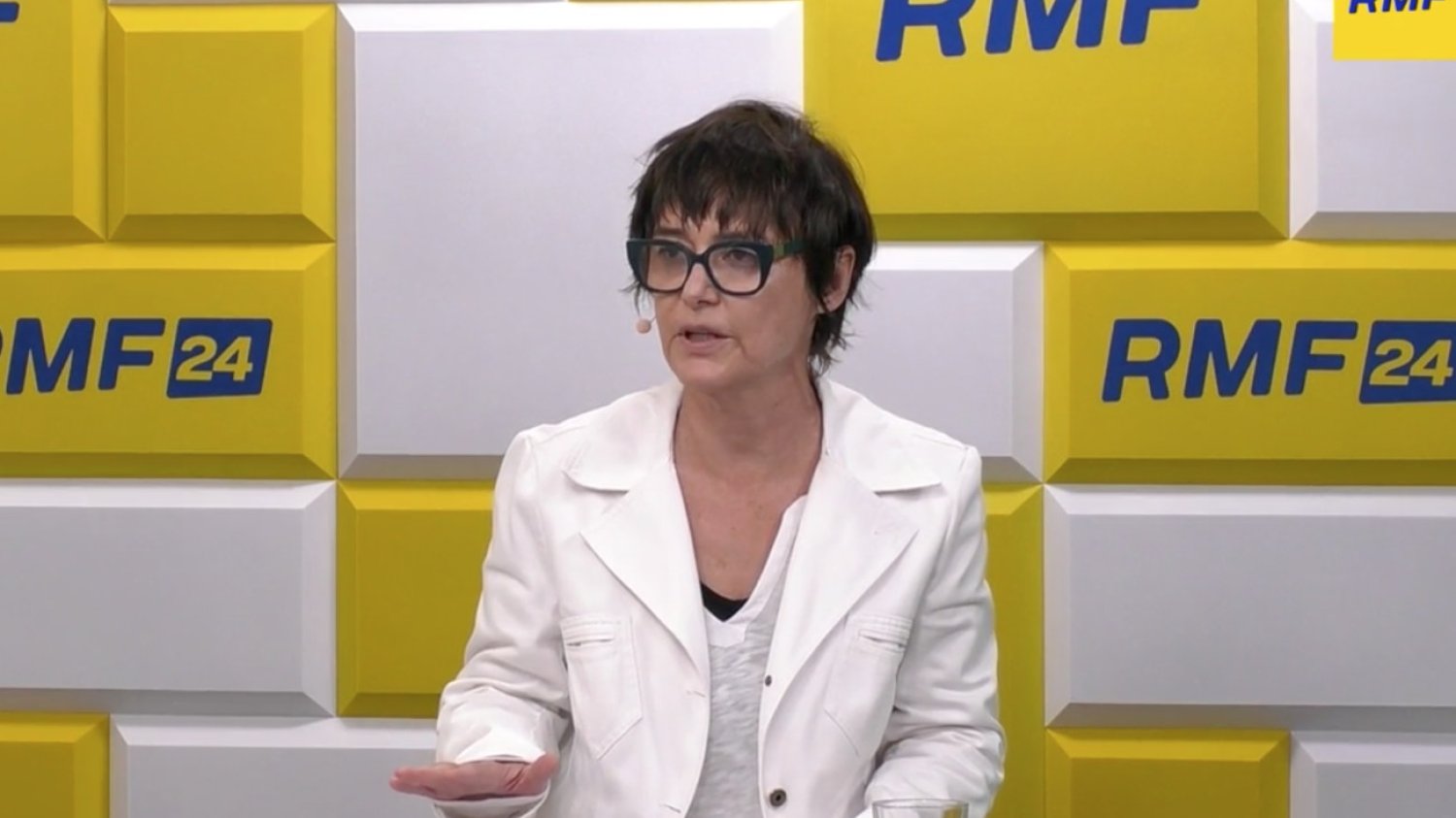 Kazimiera Szczuka prowadzącą polityczne rozmowy w RMF FM