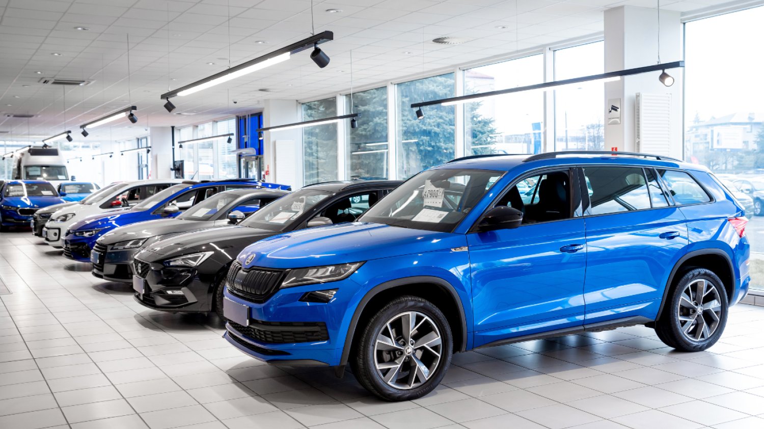 Volkswagen Financial Services STORE w Warszawie to pierwszy na świecie salon sprzedaży samochodów używanych pod marką niemieckiego producenta aut.