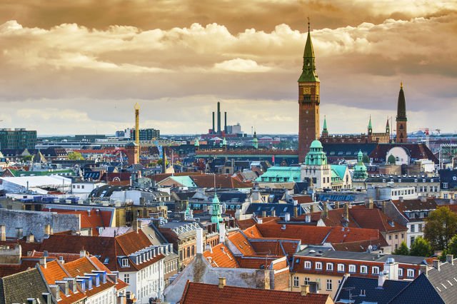 W strzelaninie, do której doszło pod Kopenhagą, ranne zostały trzy osoby