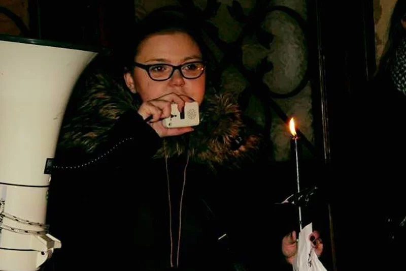 Katarzyna Kulerska na demonstracji przed biurem PiS w Krakowie