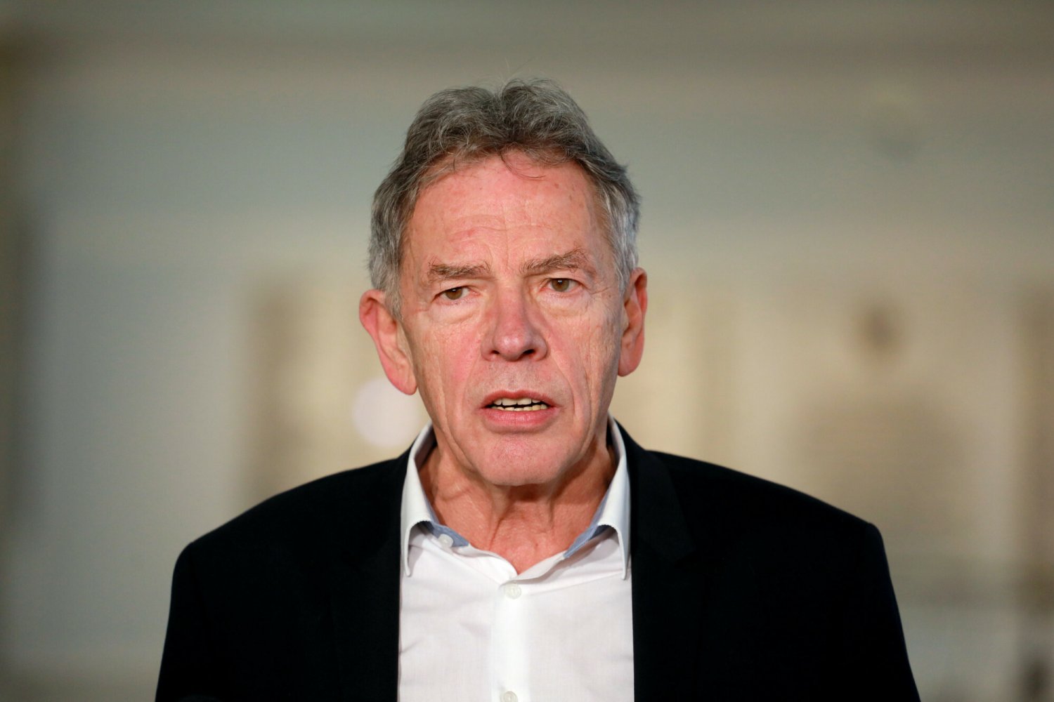 Jak przebiegała dotychczasowa kariera posła KO Dariusza Rosatiego?